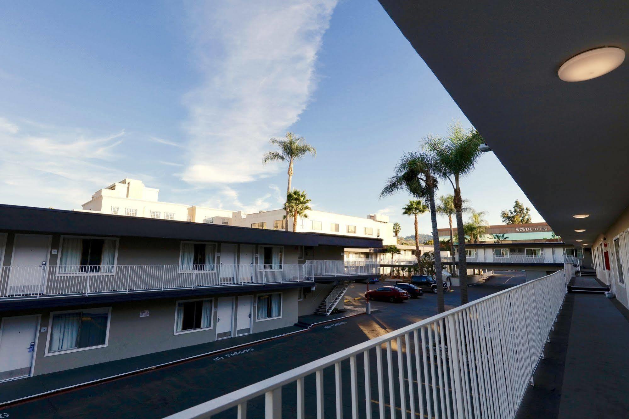 The Sojourn Los Angeles - Sherman Oaks Exterior photo